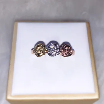 

Rose Gold Romantic Tri-color Rose Ring Personality Simple Female Engagement Ring Factory Wholesale