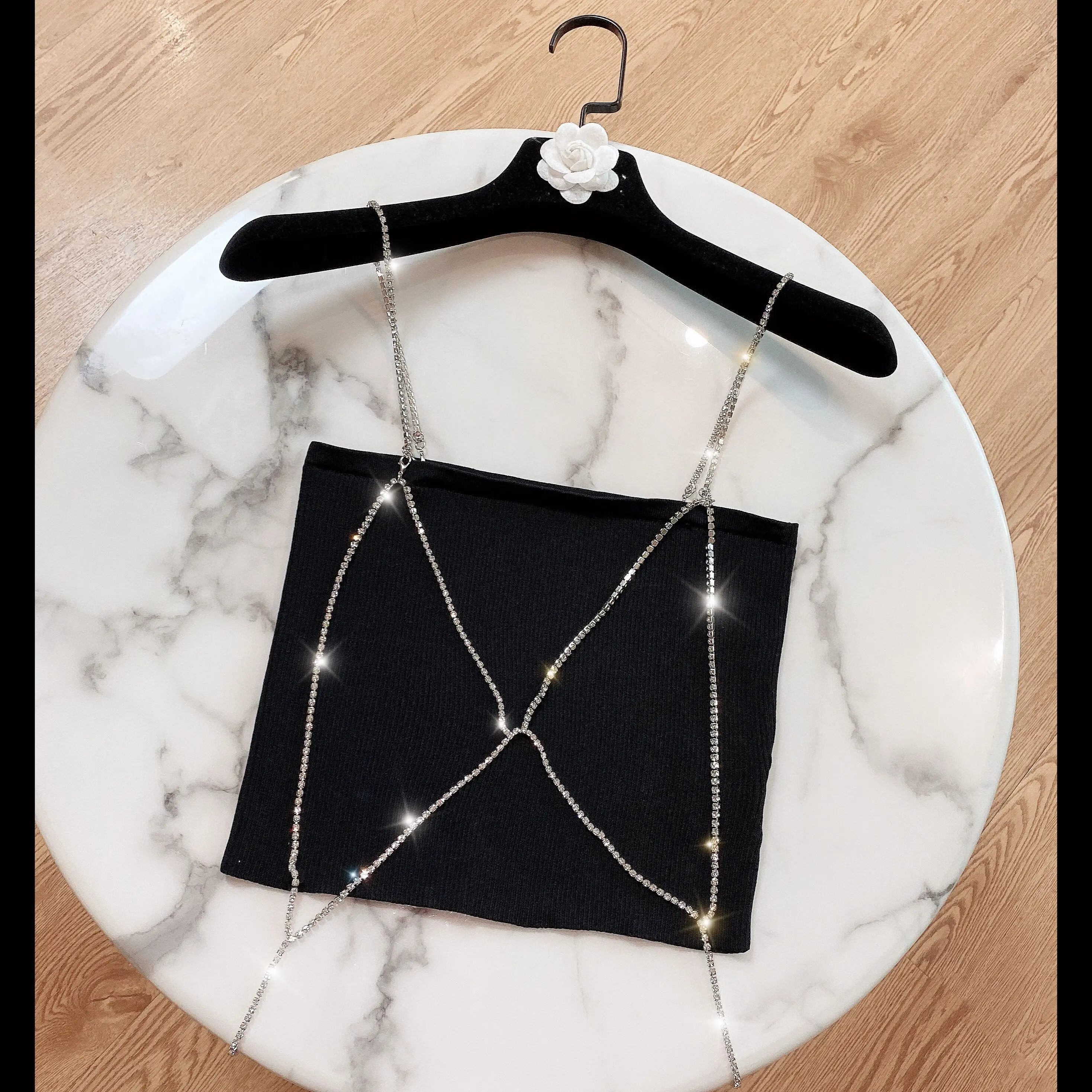 

Flash Diamond Strap Camisole Tank Top Women 2020 Summer New All-match Slim Crystal Strap Heart Knitting Vest Top Femme Camis