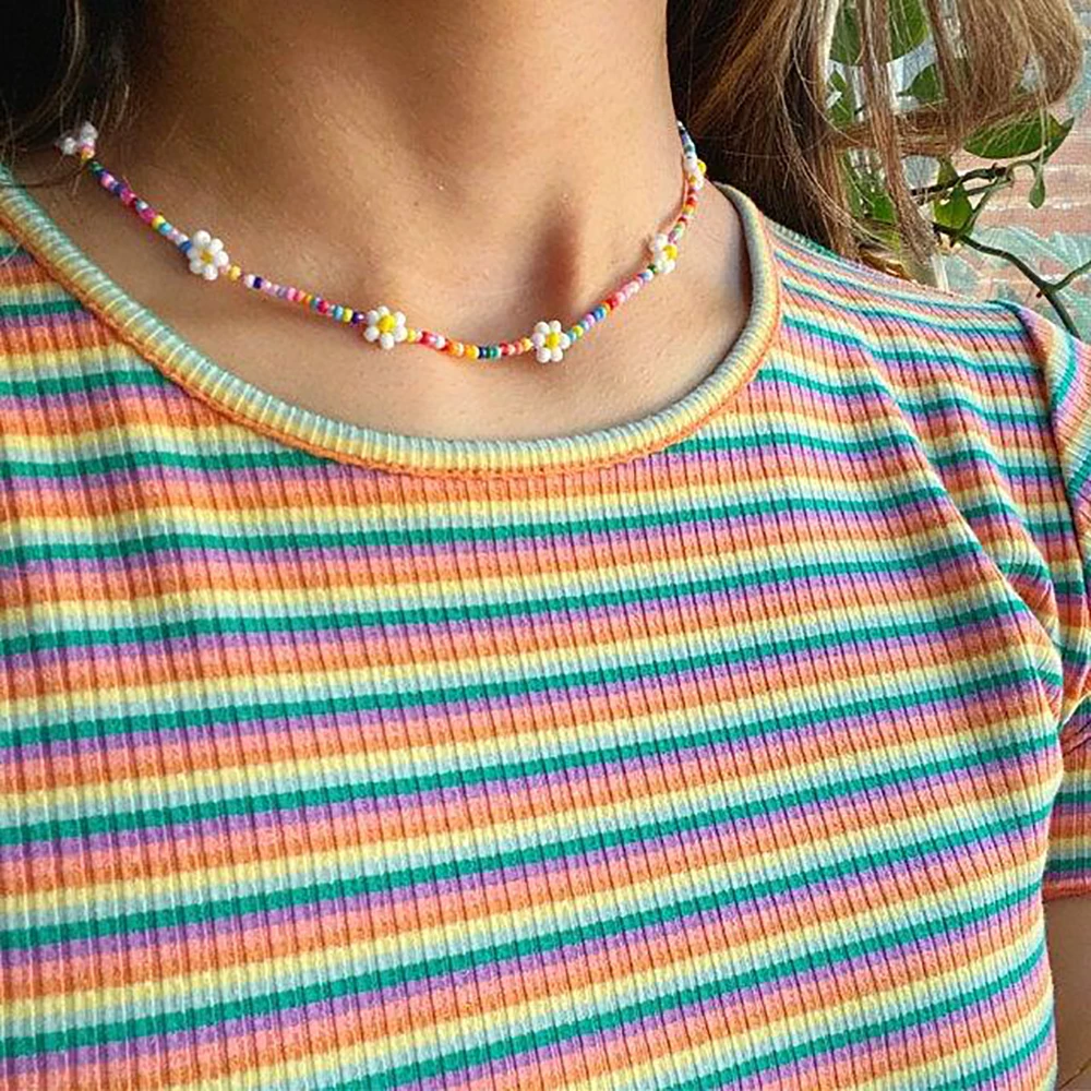 2021 New Lovely Daisy Flower Colorful Beads Pearl Clavicle Choker Necklace for Women Girls Spring Summer Jewelry Wholesale