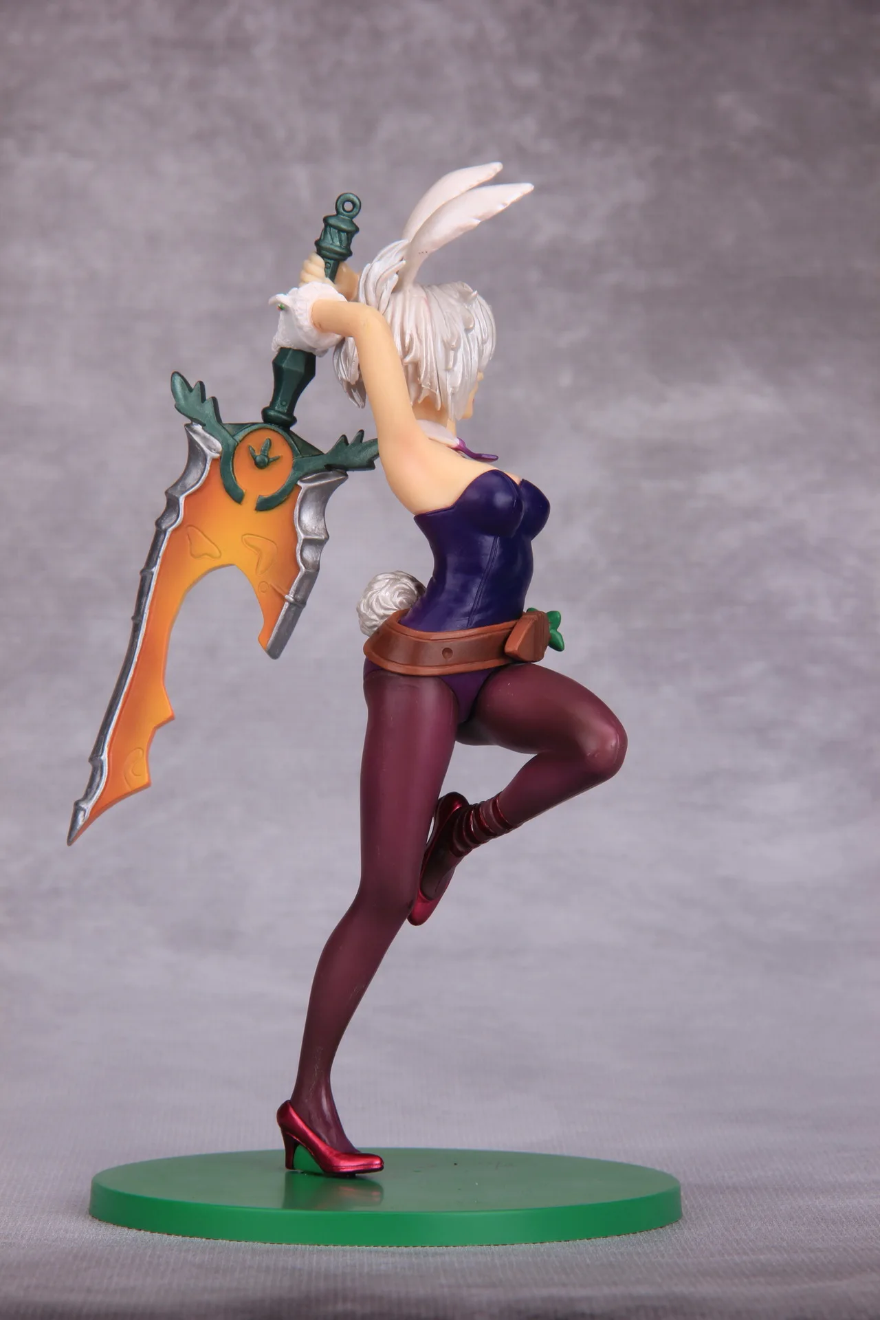 

Very Fun Game Garage Kit Raven Garage Kit Bunny Raven Model Ornaments