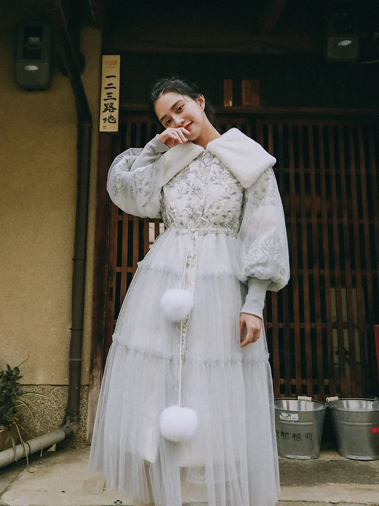 

Original Design AIGYPTOS Autumn Winter Women Lolita Style Elegant Sweet Cute Lantern Sleeve Long Embroidery Mesh Parka Jacket
