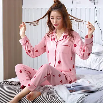 

Spring and autumn new cardigan ladies casual Korean home clothes two-piece suit ladies long sleeve suit milk silk 2020