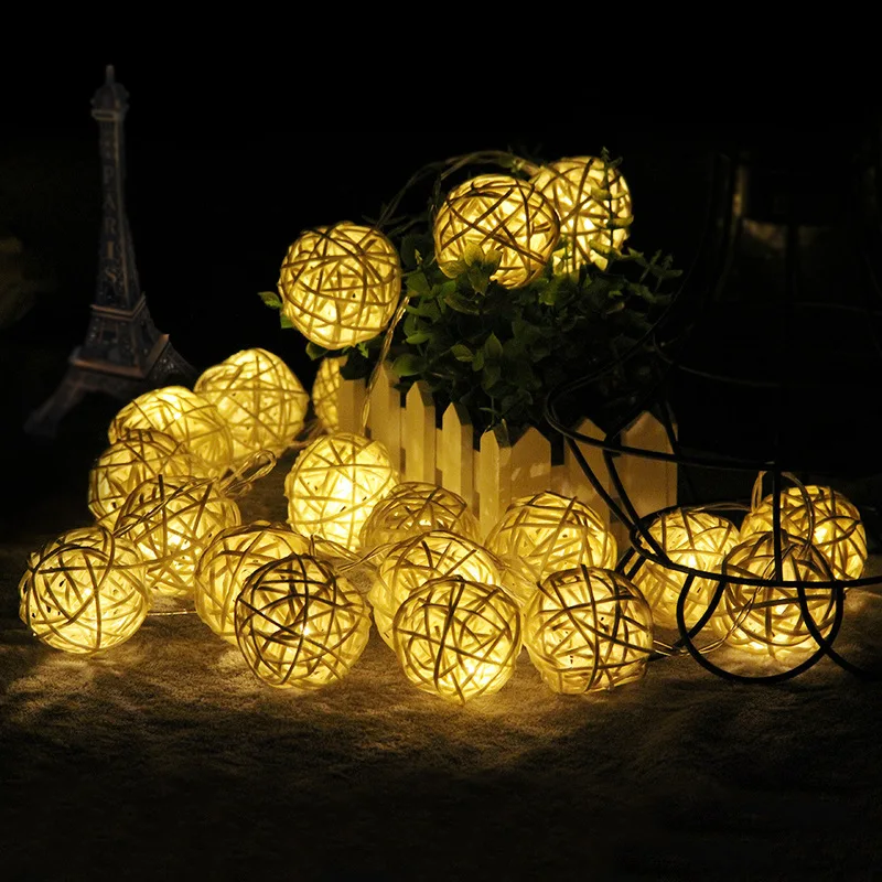 

Rattan Ball Christmas Lights String 3M 20Leds Warm White Garland 4cm Diameter Ball for Holiday Decoration Fairy Luces De Navidad
