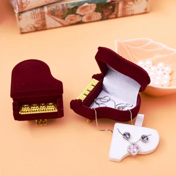 

Crystal Piano Ring Box Lovely Velvet Earring Packing Fashion Pendant Jewelry Box Storage Case Gift Wedding Engagement Boxes