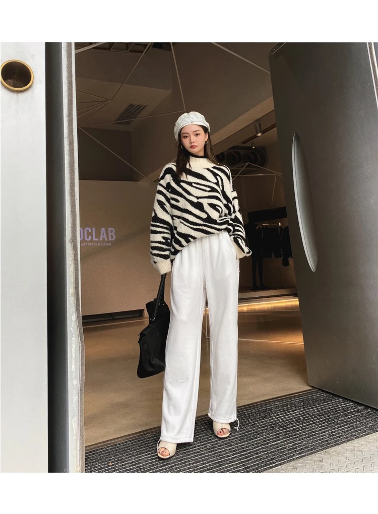 2021 Oversize Thick Autumn Winter Knitted Women O-Neck Fake Marten Hair Zebra-Striped Loose Sweaters Pullovers Jersey Jumper S88 cardigan for women