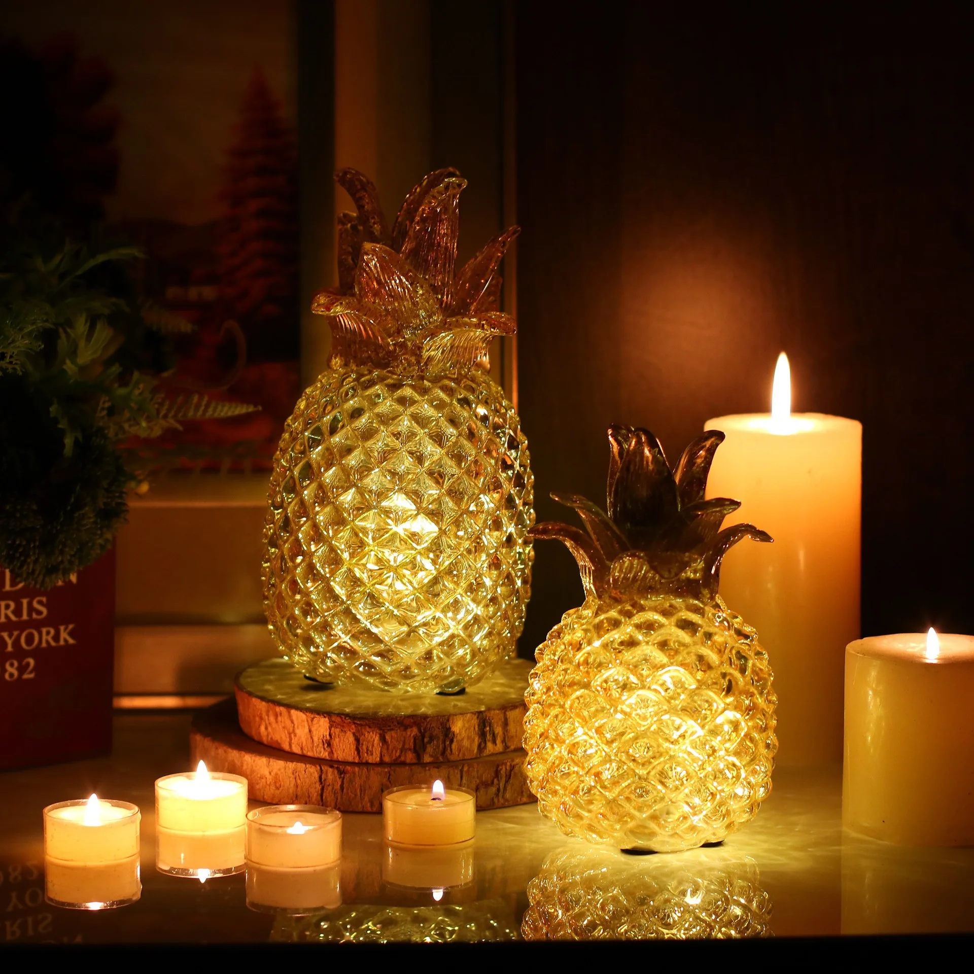 

Creative Small Pineapple Glass Crafts Ornaments Decorative Table Lamp Small Night Lamp Bedroom Bedside Night Market Wholesale