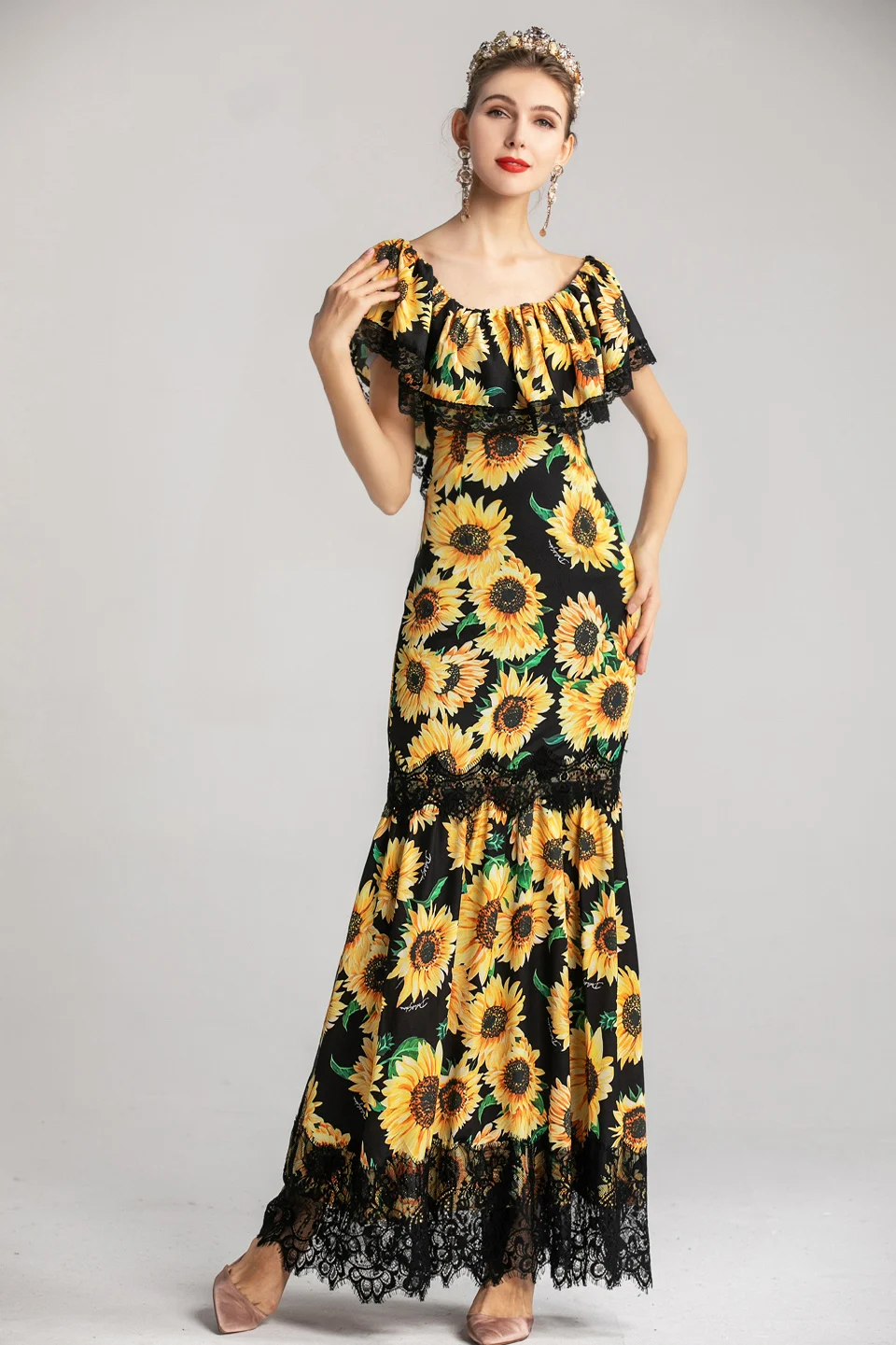 Lady Milan Women's Runway Designer Dresses Scoop Neckline Ruffles Floral Printed Lace Trim Patchwork Fashion Casual Long Dress