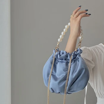 

2020 Spring Summer New Style Blue Silk Pearl Hand Bag Concave Shape Pleated Chain Cloud Bag Shoulder Messenger Bag KZXE