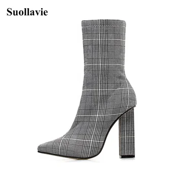 

Boots Leisure Women Chelsea Boots Pointed Toe Square High Heel Zipper Fashion Women Shoes Euro Size 35-42