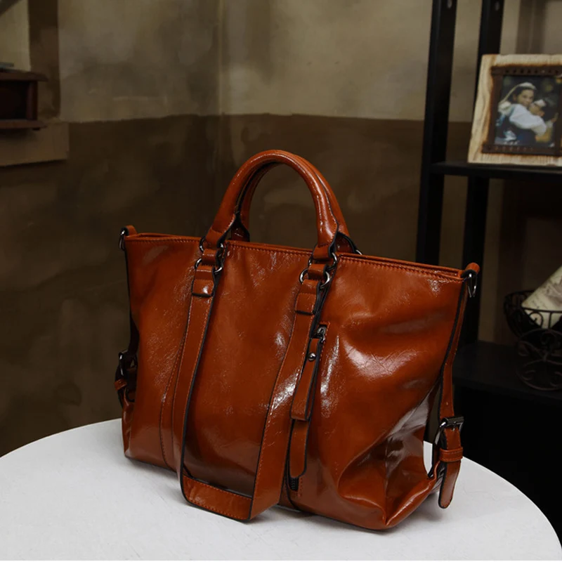 

Luxury Vintage Big Women Bag Over The Shoulder Ladies Large Capacity Retro Crossbody Bags Female Minimalist Fashion Handbags