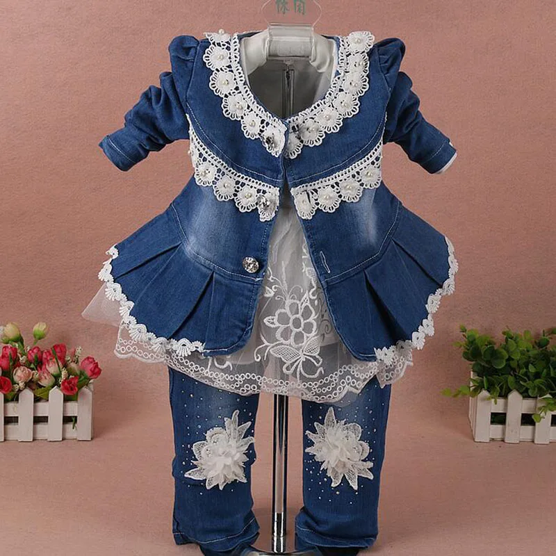 3Pcs-set-Spring-Autumn-Fashion-Jeans-Colthes-Suit-Baby-Girls-Lace-Suits-Denim-Jacket-And-White (1)