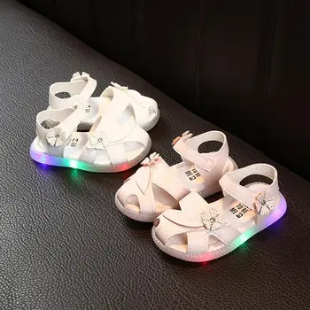 

New Fashion Summer Children's LED Light Beach Sandals Casual Comfortable Cartoon Flats Girls Kid Beach Sandals