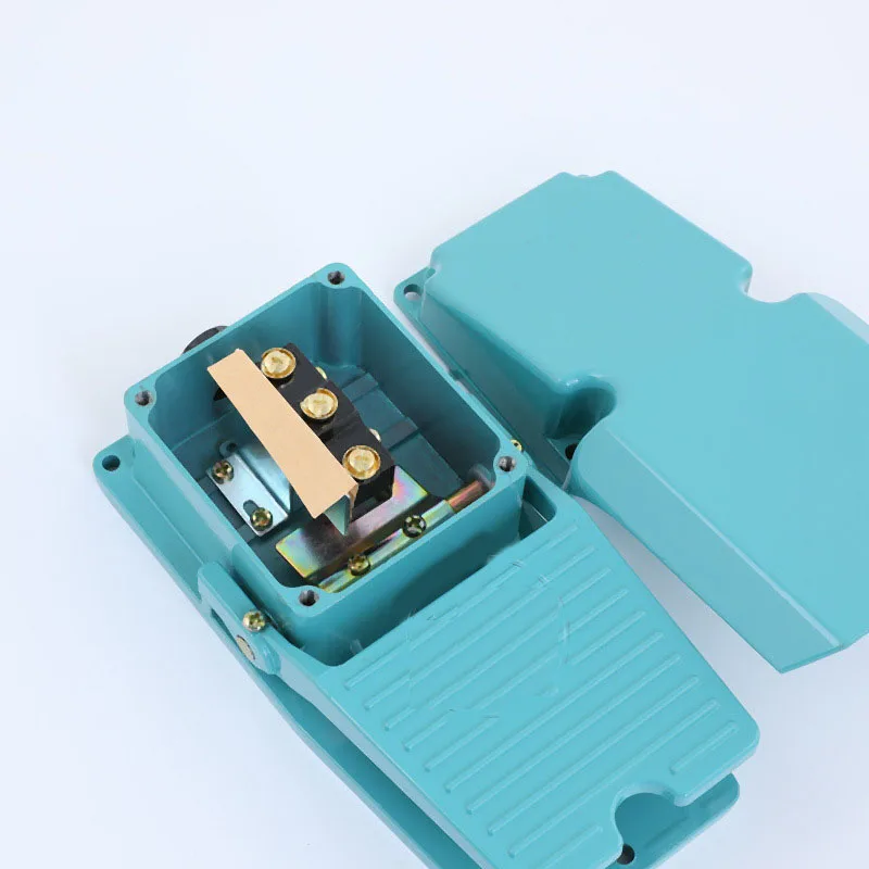 TFS-302 Wireless Foot Switch Spot Welder / Punch Equipment Foot Control Switch Adjustable Mechanical Memory Structure