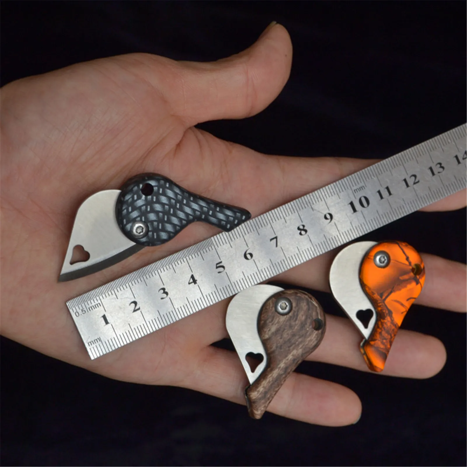Outdoor Emergency Heart-shaped Key Knife Mini Folding Knife кемпинг туризм Camping Hiking Hunting Tool Accessories Portable