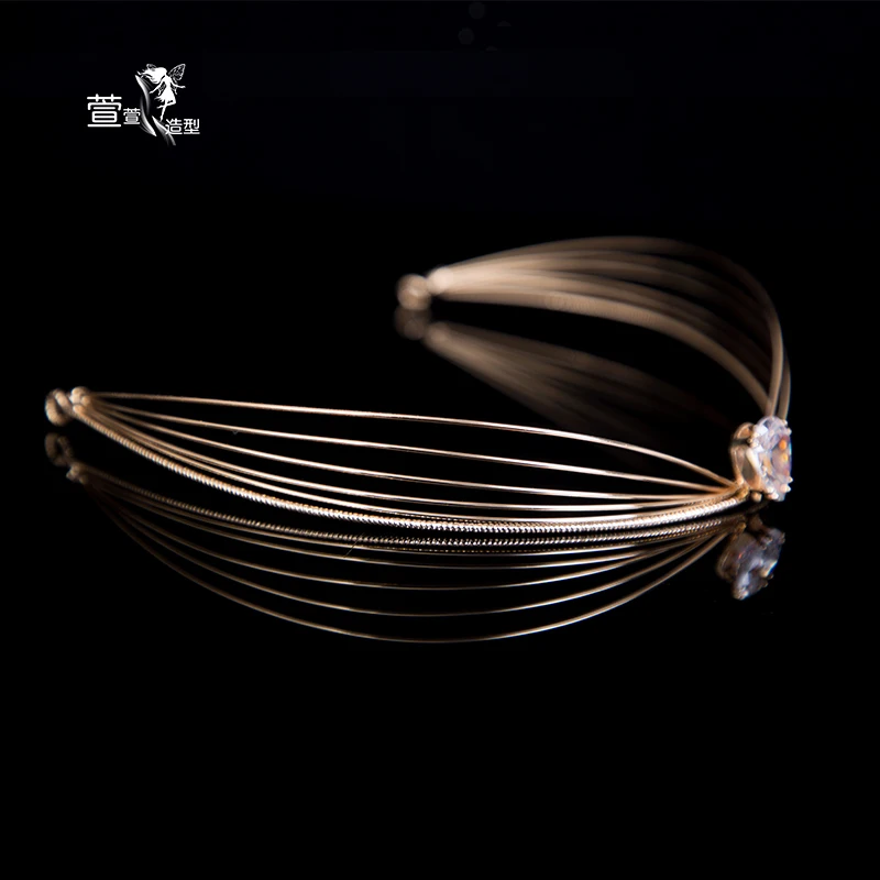 Crowns and Tiaras Crystal Pearl Bride Wedding Queen Crowns for Women Decorative Princess Tiaras Hair Accessories for Women and Girls (3)