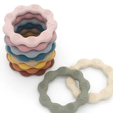 Anneau de dentition en Silicone pour nouveau né, de qualité alimentaire, Design en Relief, sans BPA, jouet d'entraînement Tactile pour bébé 