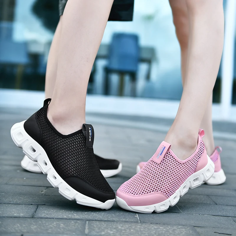 Men Aqua Shoes Outdoor Breathable Beach Shoes Lightweight Quick-drying Wading Sport Water Camping Sneakers Size 48