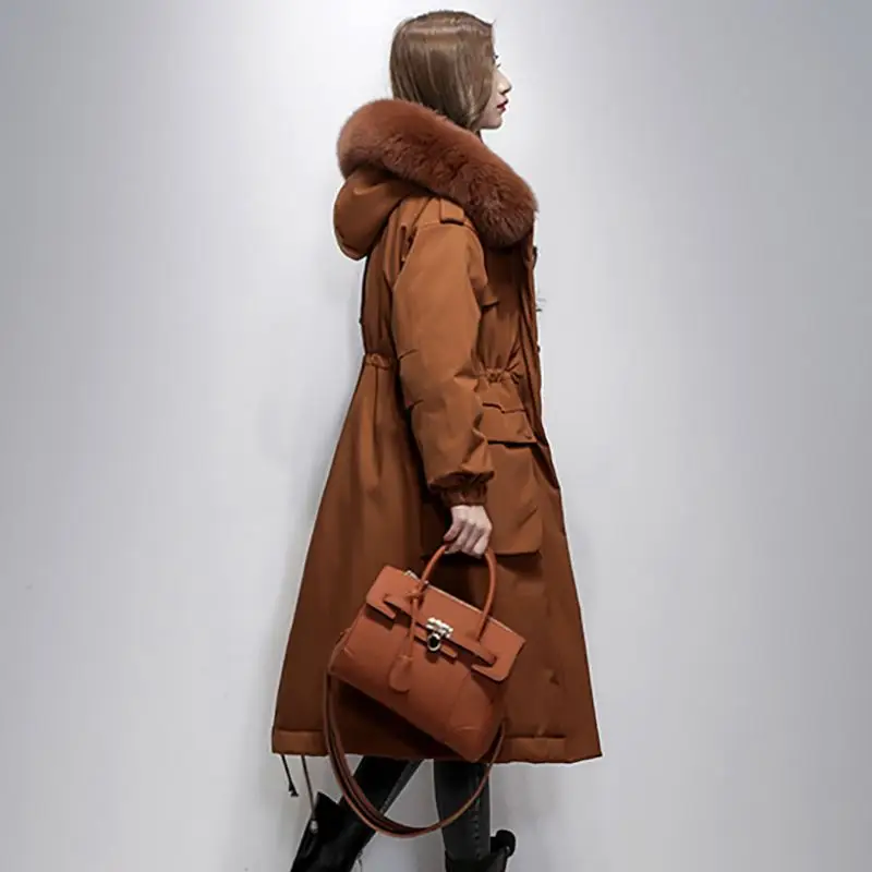 caramel colour Зимняя женская куртка на 90% белом утином пуху, Свободное длинное пуховое пальто, большая верхняя одежда с капюшоном и воротником из натурального Лисьего меха, теплая Толстая парка - Цвет: caramel colour
