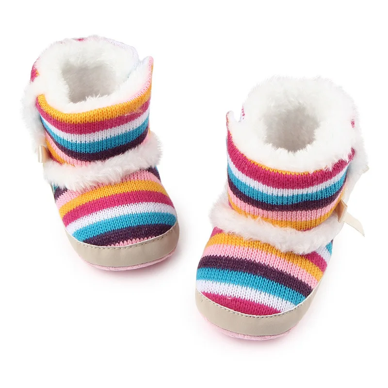 Зимой тепло c бантом в полоску цветастой радуги для детей с плюшевой подкладкой; обувь для малышей WJH115