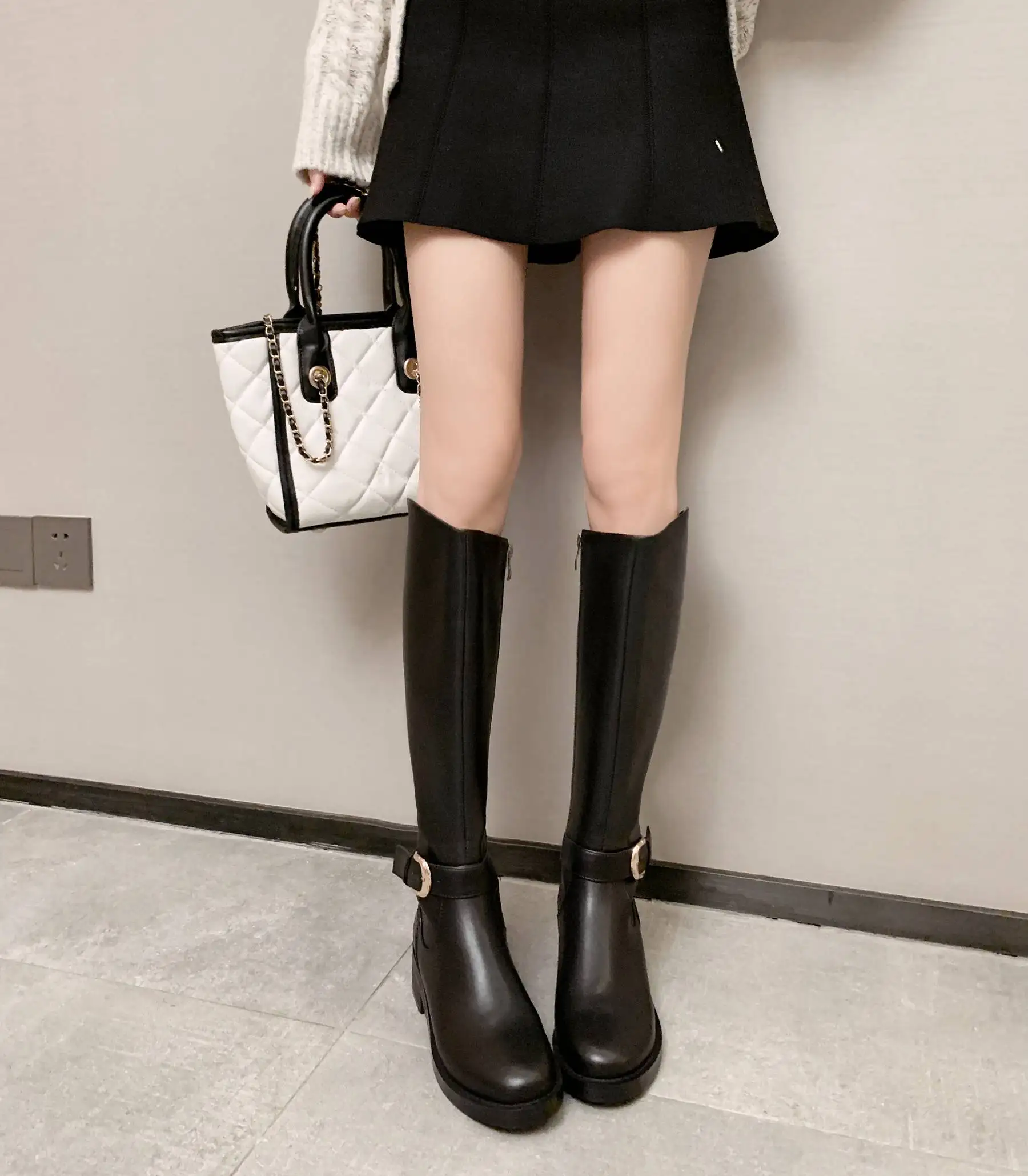 Krazing pot natural new genuine leather round toe med heel zipper Limited customization movie star keep warm knee-high boots L90