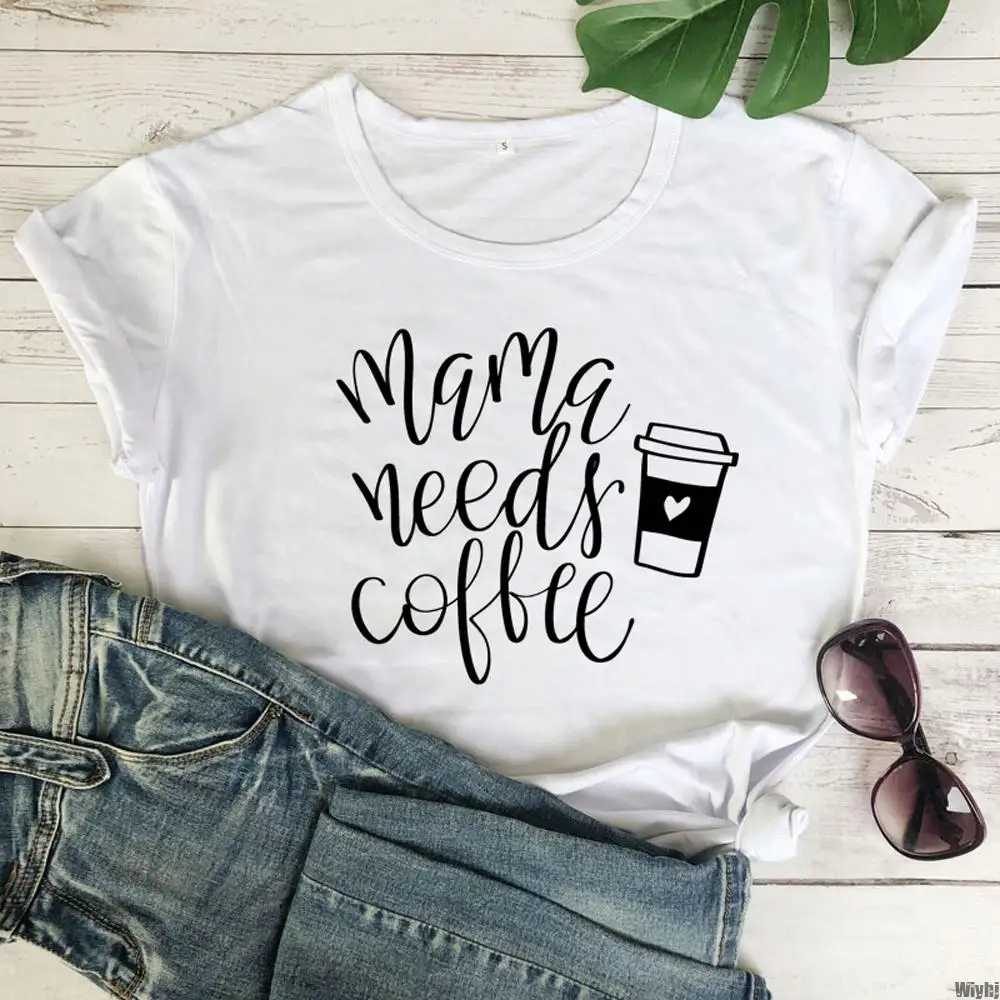 Новые футболки для мамы needs coffee смешные женщин с коротким рукавом и воротником