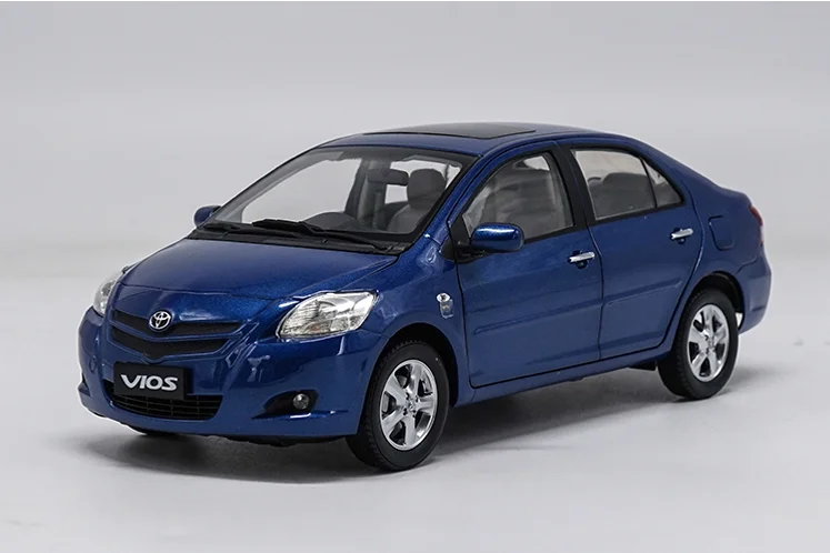 Оригинальные заводские литые под давлением 1/18 Vios синий седан литые под давлением металлические классические модели игрушечных автомобилей для подарка, коллекция
