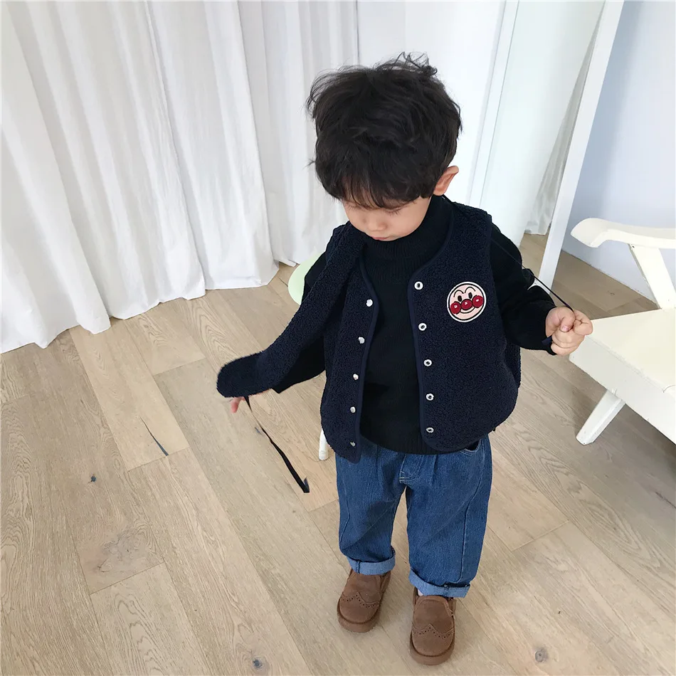 Tonytaobaby Autumn Winter Wear New Style Baby Boys and Girls Cartoon Fluffy Double-sided Wearable Vest with Scarf