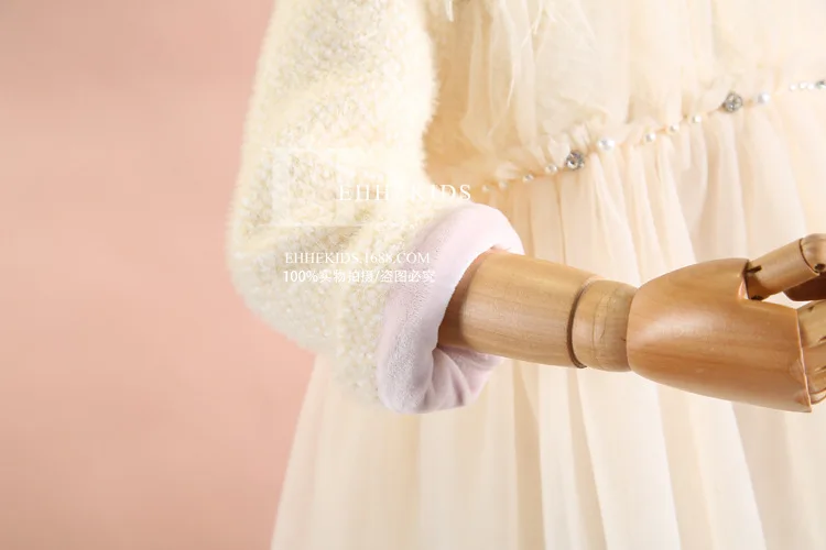 Girls wear plus velvet dress autumn and winter new products beaded princess dress thick mesh dress