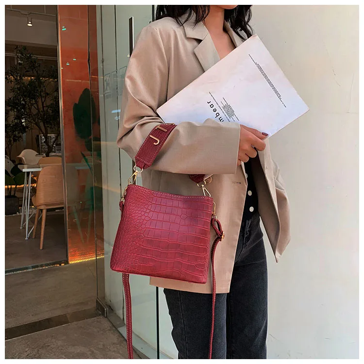 Stone Pattern Leather Crossbody Bags for Women Small Messenger Shoulder Bag Lady Handbag Letter Design Louis Brand Handbags