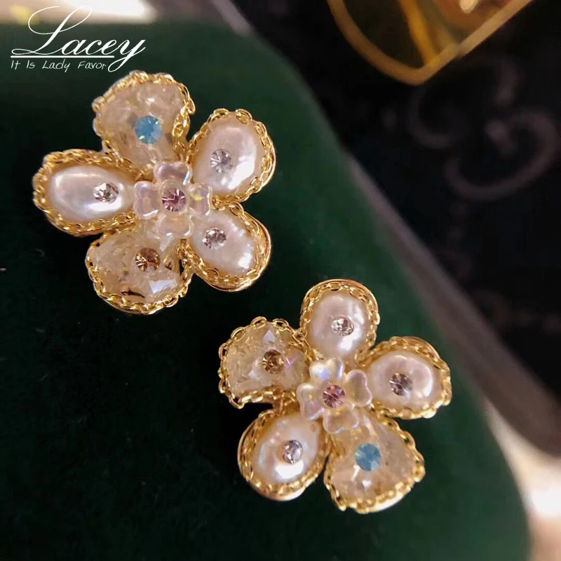 

Handmade Natural Fresh Water Baroque Pearl Crystal Flower 925 Sterling Silver Stud Earring For Women Fine Jewellery