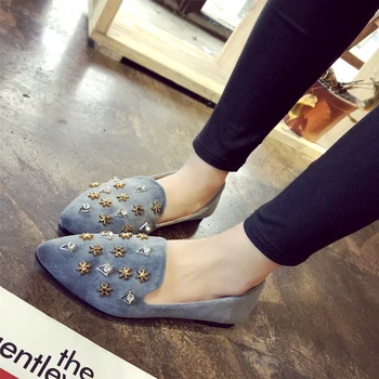 

2020 Flat Shoes Woman Loafers Women Boat Shoes Party Wedding Dress Soft Bottom Toe Striking Luxury Brand Design Style W33-52