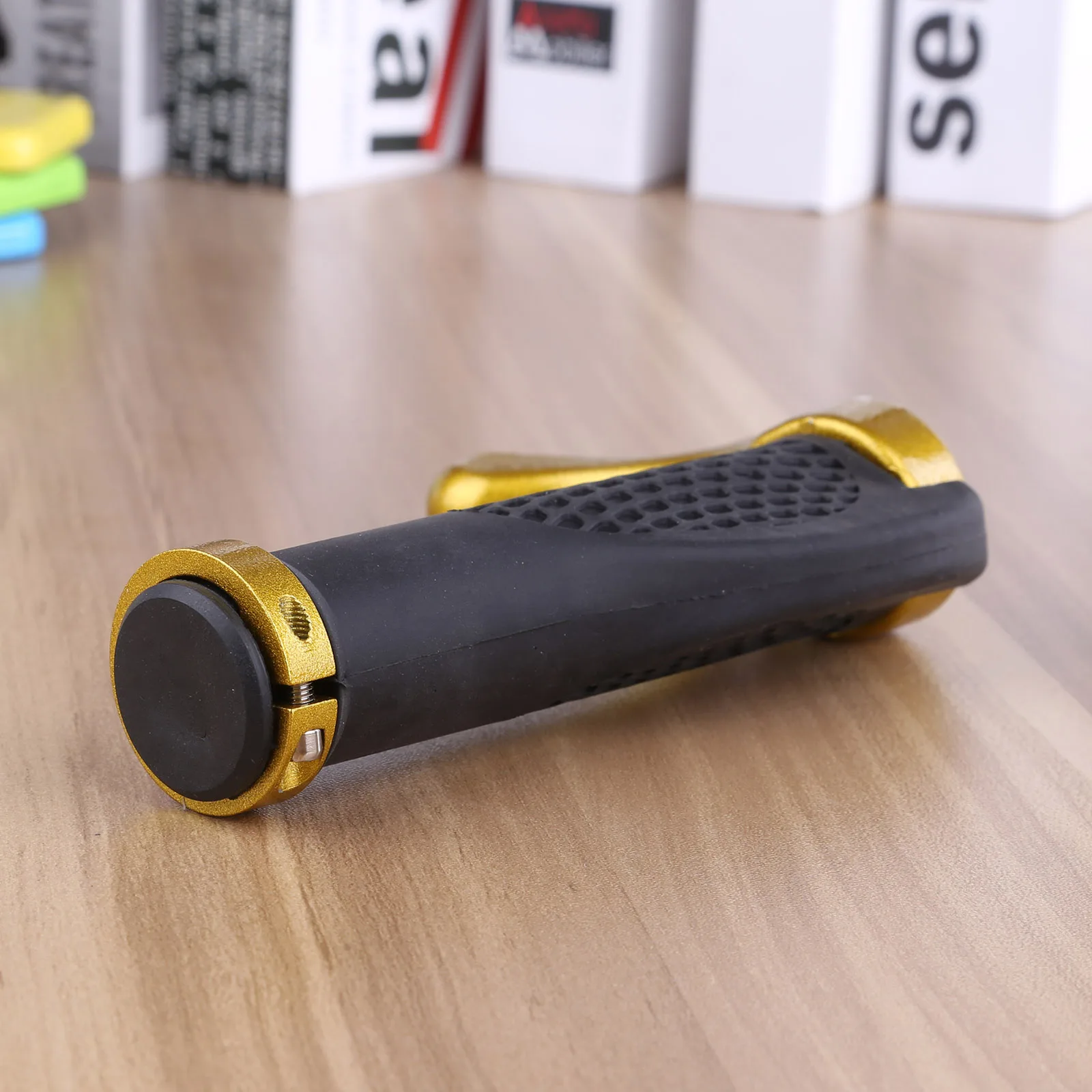 1 Pair MTB Ergonomic Mountain Bike Bicycle Grips Bar End Handlebar Grips Soft Rubber Push on Anti-Skid Parts Cycling Grips 
