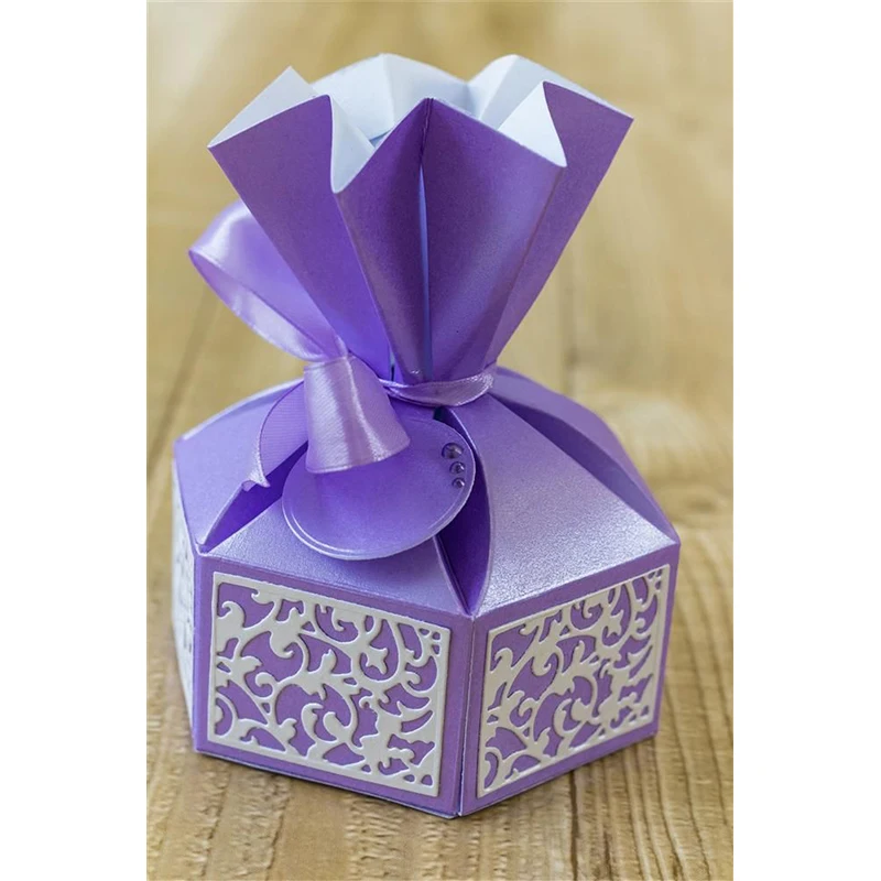 gemini_favour_box_dies_photo_21