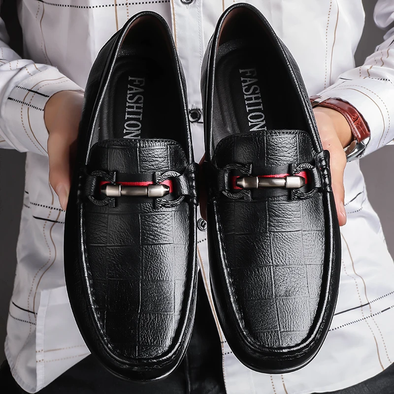 

Genuine Leather Men Casual Shoes Luxury Brand 2019 Mens Loafers Moccasins Breathable Slip on Black Driving Shoes