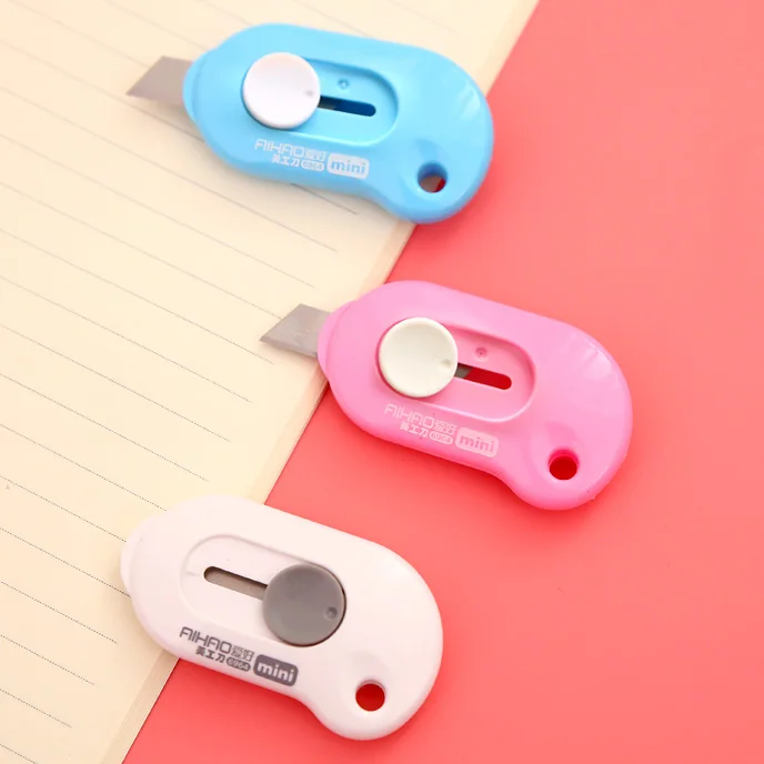 Aihao-minicortador de papel coreano Kawaii, cuchillo de utilidad con letras, suministros domésticos para oficina y papelería