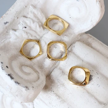 

GHIDBK Minimalist Geometric Pentagon Stainless Steel Rings Street Style Simple Square Rings Street Style Ring for Sister Jewelry