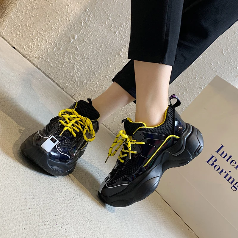 

Shiny Breathable Platform Sneakers Women Thick Sole Sneakers Women Fashion Chunky Trainers Women Mixed Color Dad Shoes 2020