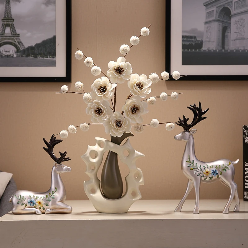 

European Resin Deer ornaments ceramic vsae accessories TV cabinet livingroom furnishings crafts Office coffee table decoration