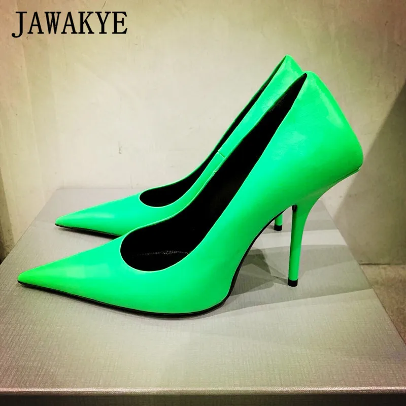 JAWAKYE/Новинка; пикантные женские туфли-гладиаторы на каблуке с острым носком; женские туфли для вечеринок на тонком высоком каблуке 10 см из флуоресцентного зеленого шелка