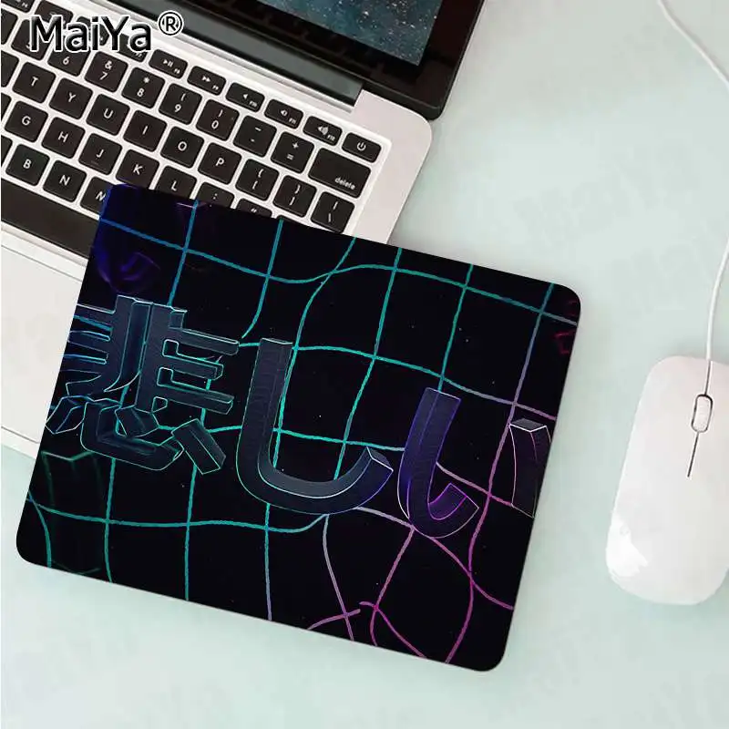Not Lock Edge20x25cm Maiya высокое качество vaporwave DIY дизайн игровой с узором коврик для мыши резиновый ПК компьютерный игровой коврик - Цвет: Not Lock Edge20x25cm
