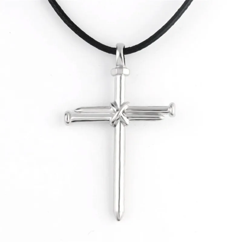 Color Pendant Leather Rope Chain 