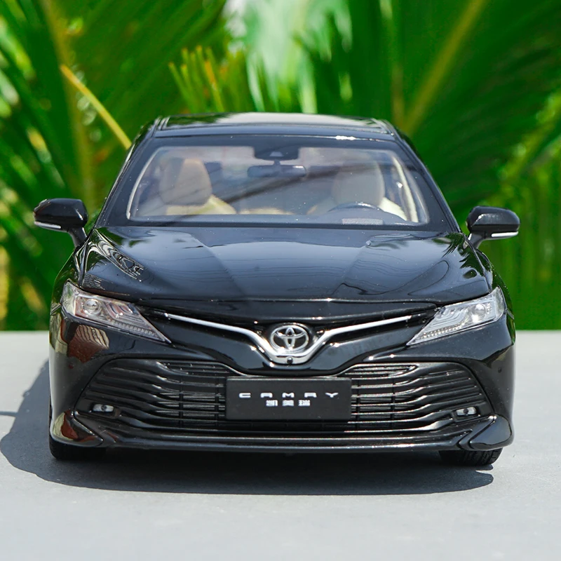 1:18 высокое тщательное TOYOTA 8th Camry СПЛАВ модель автомобиля статические металлические модельные автомобили с оригинальной коробкой