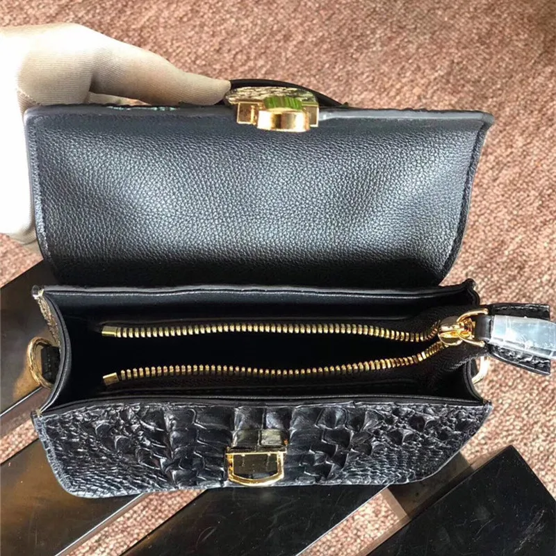 A90CB4E9-DFFC-4E75-B415-6164AB82D3D6(20190927-190