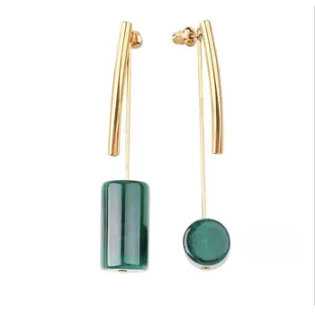 

Spring and summer new Korean BAE asymmetric contrast acrylic Earrings irregular high-end sense small crowd earrings wholesale