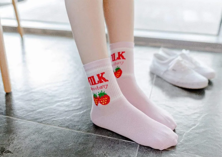 Японские Мультяшные персонажи белые розовые носки женские с фруктами клубника осень зима милые женские носки хлопок 100502