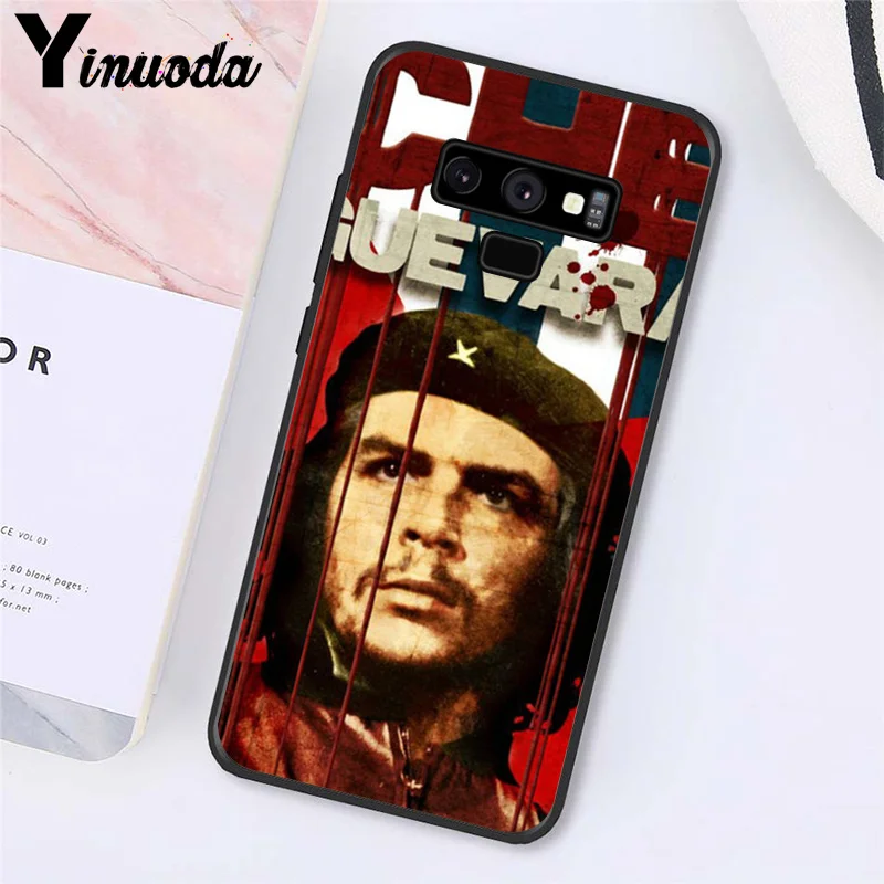 che guevara Smoking Guevara Cigar leader   