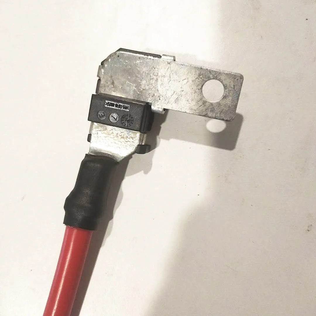 For Volvo Battery Fuse Positive Side Car Starter motor positive connection wire S60 S80 V60 V70