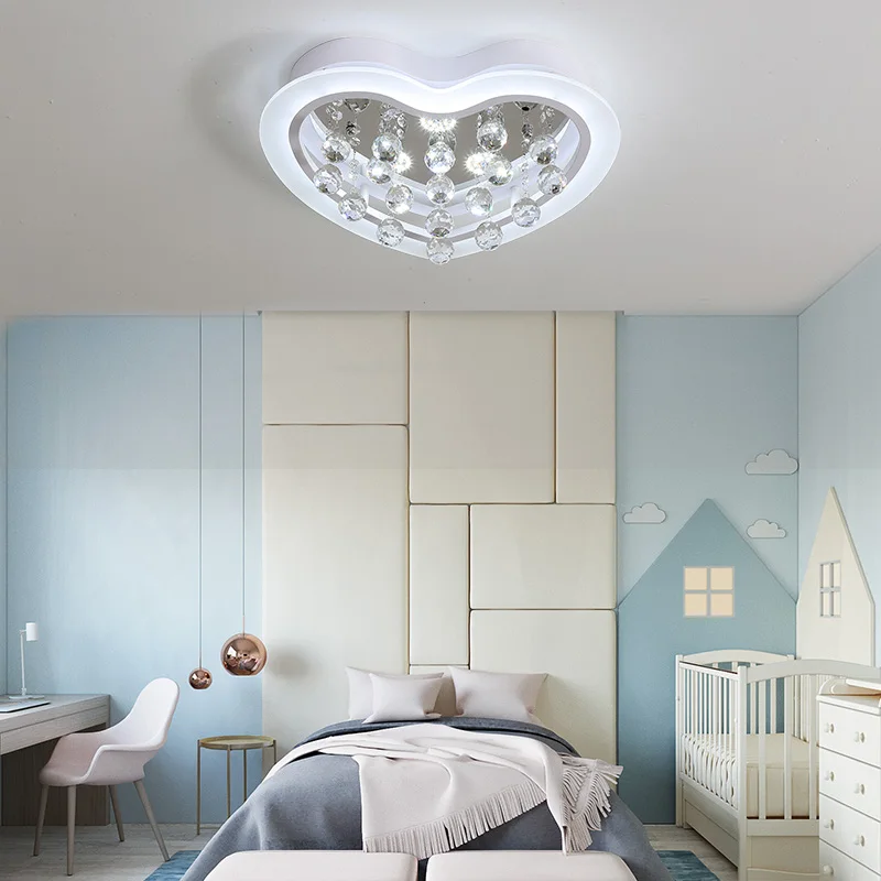

Nordic fashion simple crystal heart-shaped ceiling lamp