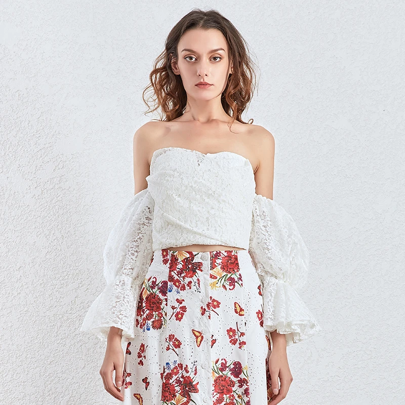 TWOTWINSTYLE White Sexy Lace Women Blouses Slash