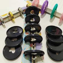 100 шт., цветной диск с застежкой в форме сердца, 35 мм, кнопка с грибным отверстием, блокнот, пластмассовая Пряжка для диска, Раскладывающаяся на 360 градусов